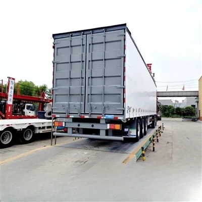 Semiremolc refrigerat lleuger